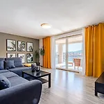 Beachfront With Private Pool In Vela Luka