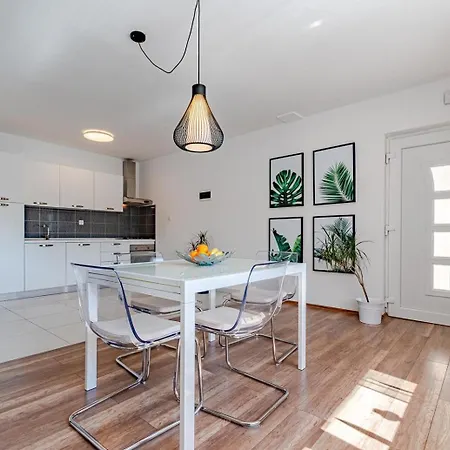 Beachfront With Private Pool In