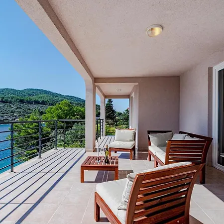 Beachfront With Private Pool In *
