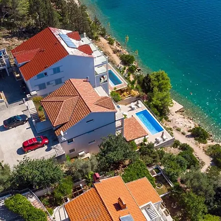 Beachfront With Private Pool In * Vela Luka
