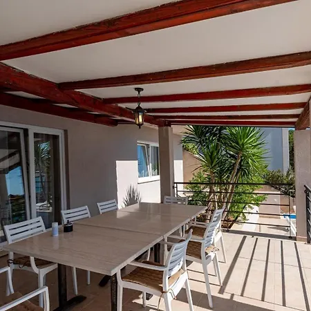 Beachfront With Private Pool In