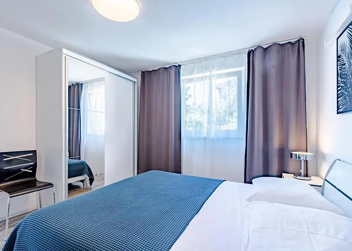 בית נופש Beachfront With Private Pool In