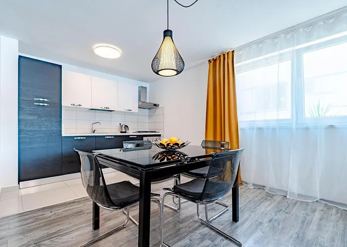 בית נופש Beachfront With Private Pool In *