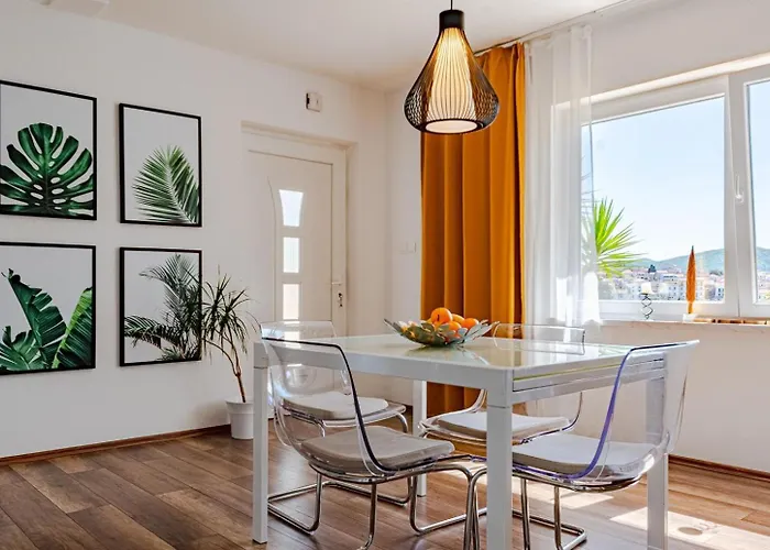 בית נופש Beachfront With Private Pool In וולה לוקה