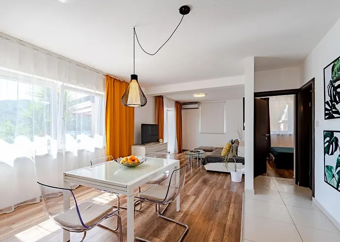 Beachfront With Private Pool In