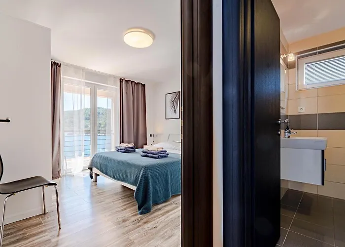 בית נופש Beachfront With Private Pool In