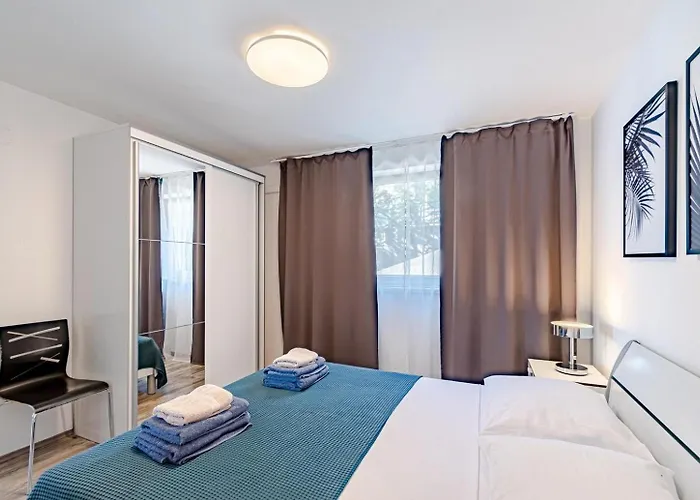 בית נופש Beachfront With Private Pool In