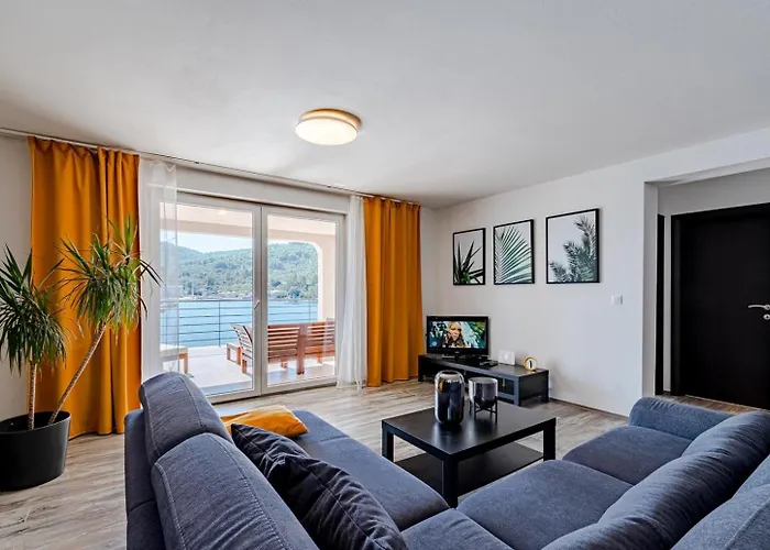 Beachfront With Private Pool In