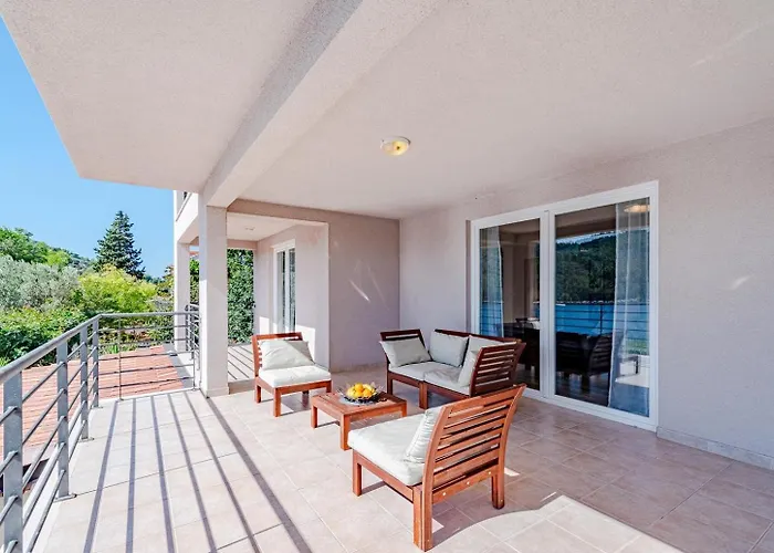 Beachfront With Private Pool In